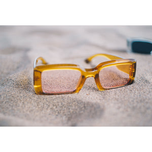 CHPO 'Tove' Sunglasses - Champagne