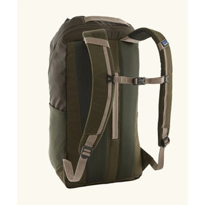 Patagonia Black Hole Backpack 25L - Pine Needle Green