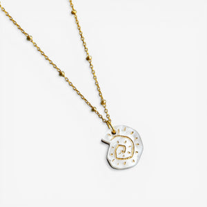 Pepper You 'Pearly White Shell' Necklace