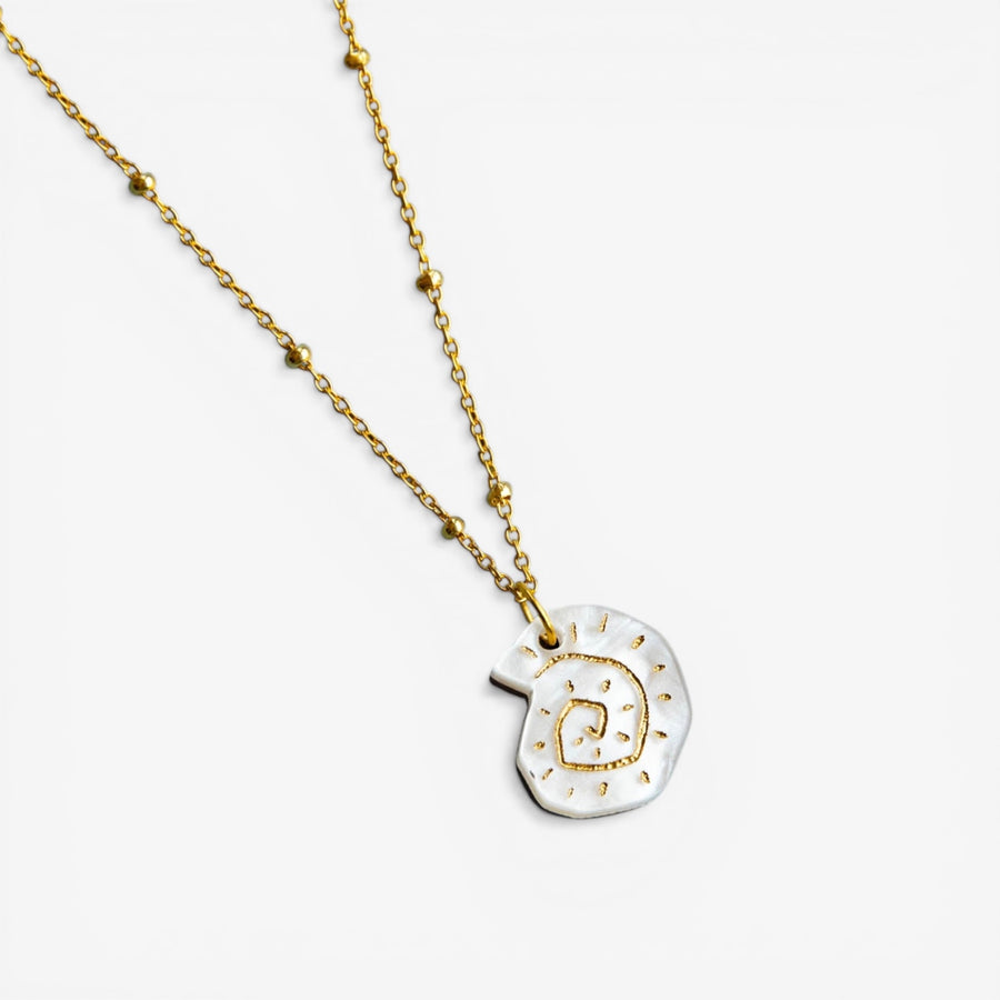 Pepper You 'Pearly White Shell' Necklace