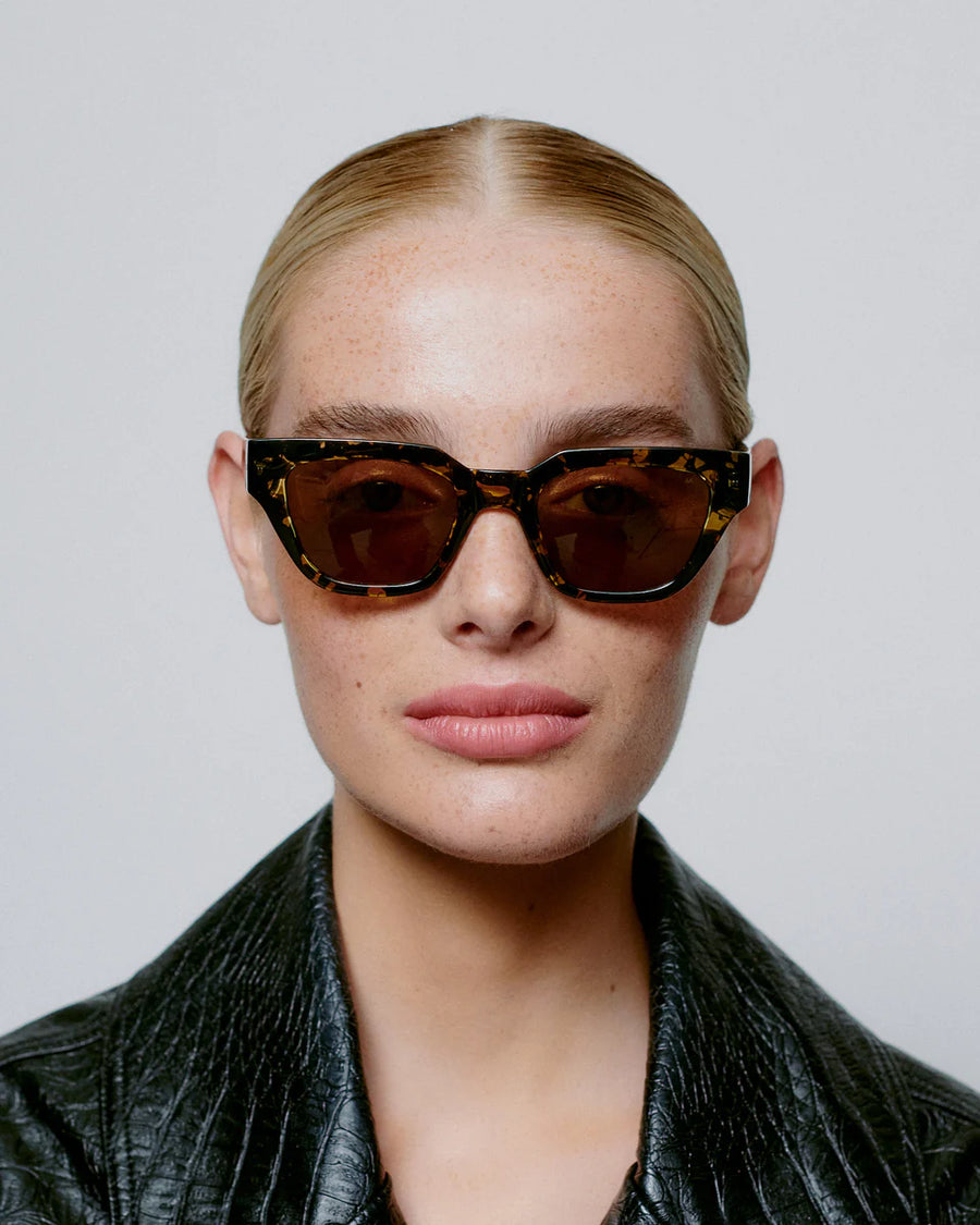 A.Kjaerbede Kaws Sunglasses - Black / Yellow
