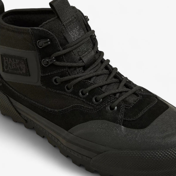 Vans MTE Half Cab Gore-Tex Shoes - Black / Black
