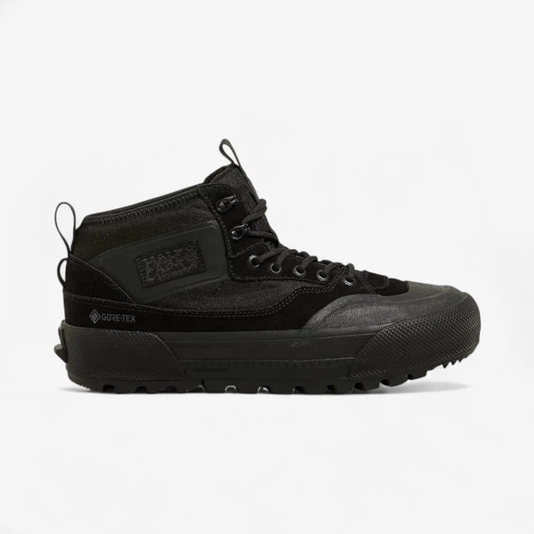 Vans MTE Half Cab Gore-Tex Shoes - Black / Black