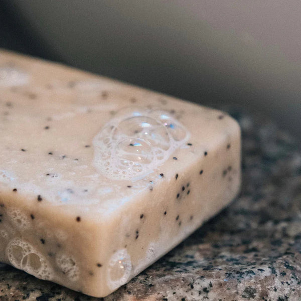 Wylder Naturals Soaps - Lavender & Litsea with Poppy Seeds