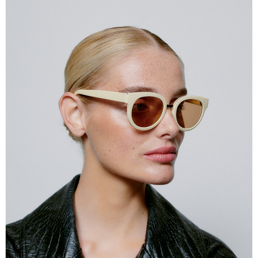 A.KJAERBEDE Jolie Sunglasses - Cream