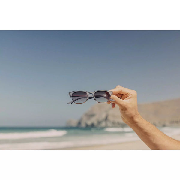 Sunski Cambria Sunglasses - Navy / Amber