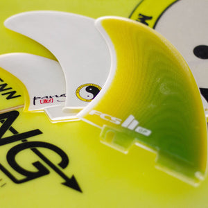 FCS II 'Town & Country' Surfboard Twin Fins + Stabiliser by Glenn Pang