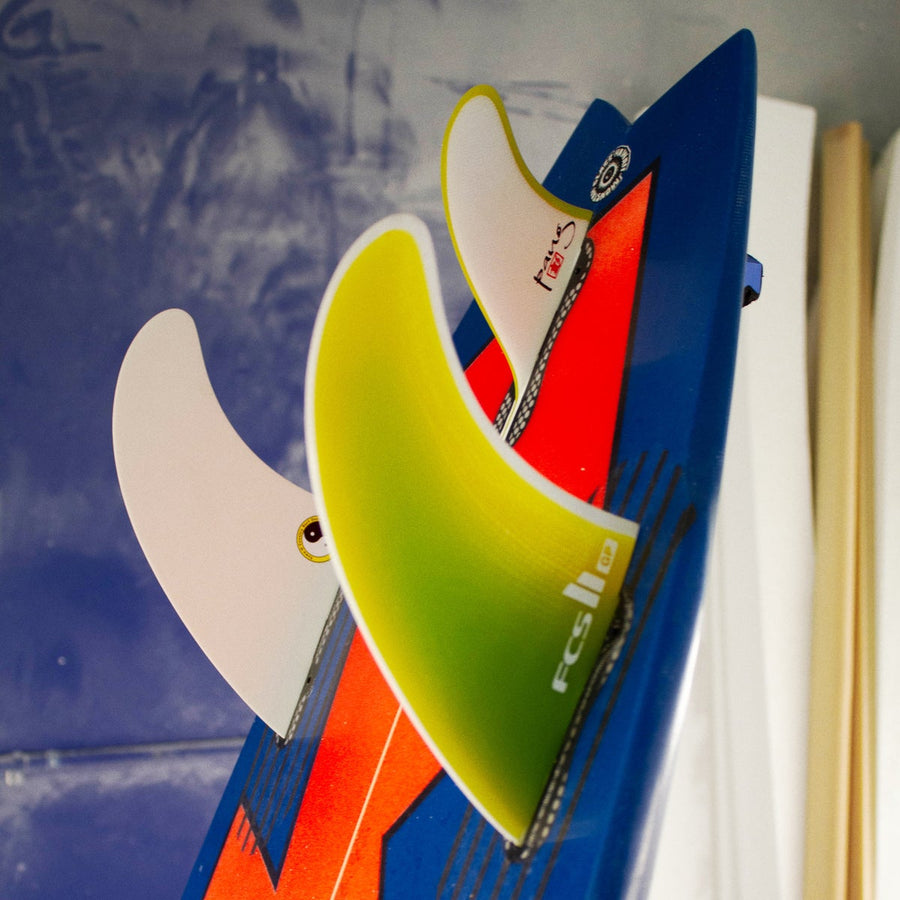 FCS II 'Town & Country' Surfboard Twin Fins + Stabiliser by Glenn Pang